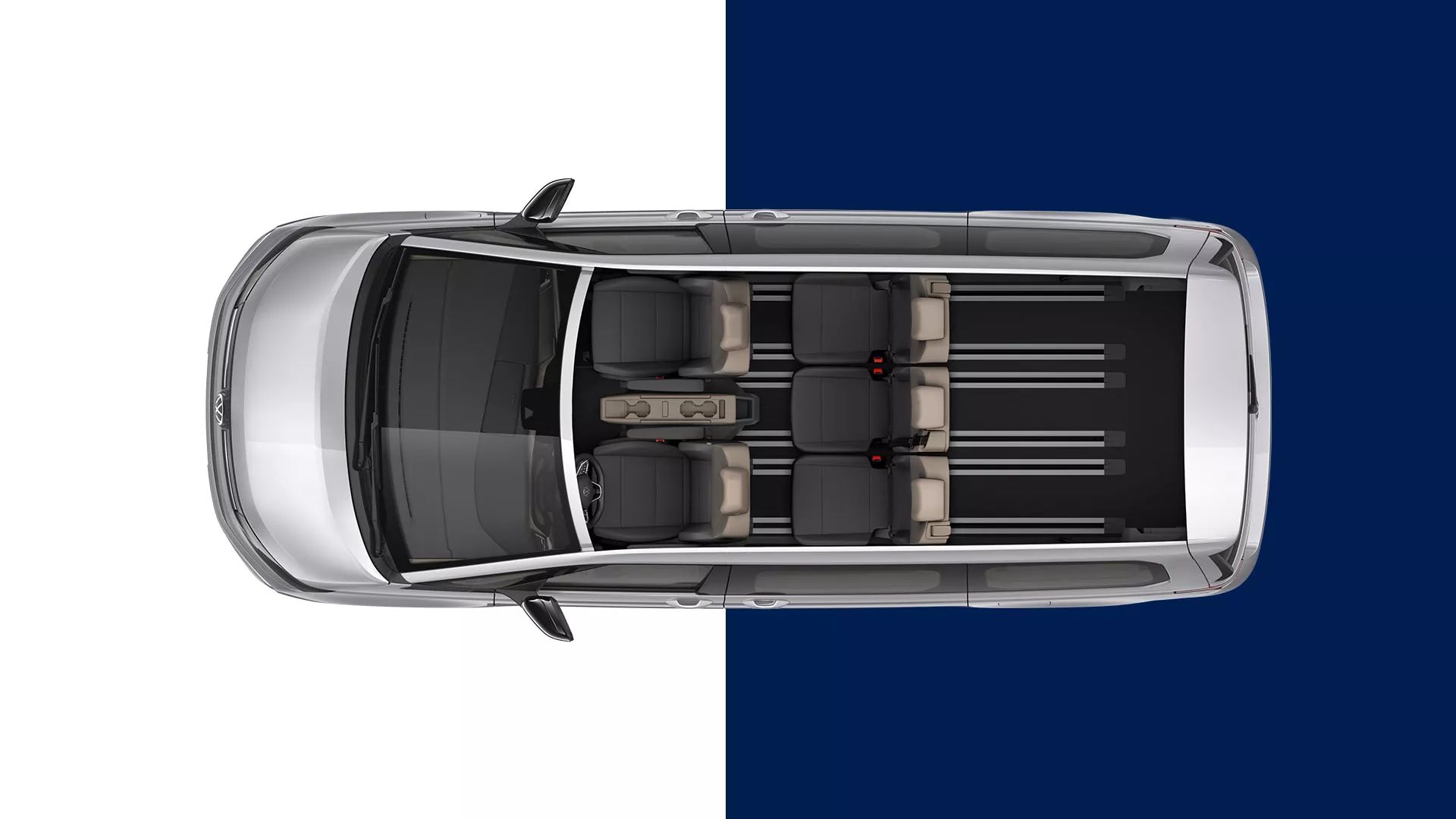 VW Multivan von oben mit 2 Vordersitzen und 3 Sitzen bei Rückbank