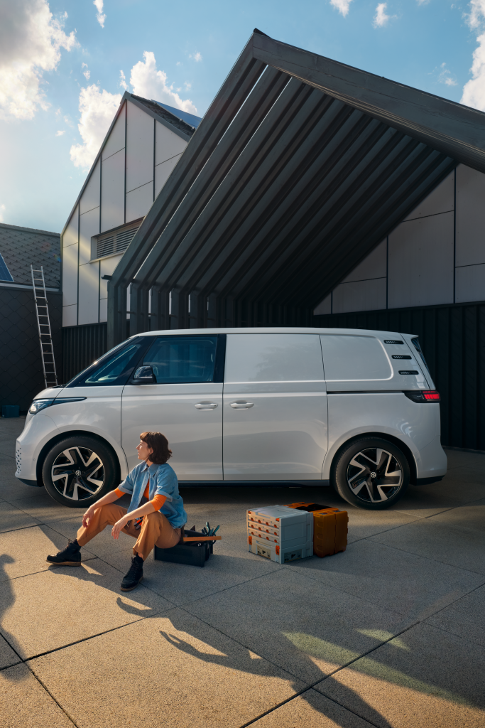 VW ID. Buzz товарна версия