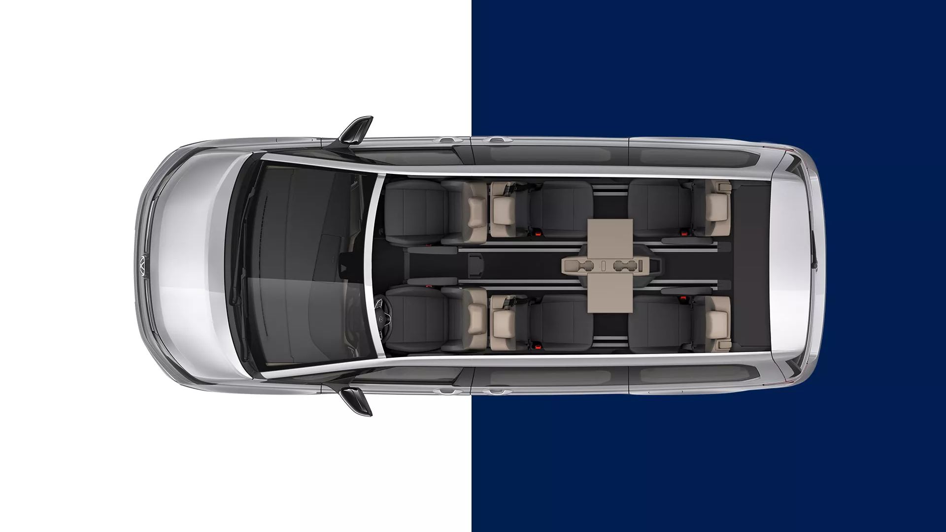 VW Multivan von oben mit 2 Vordersitzen und 4 Sitz und Tisch in der Mitte