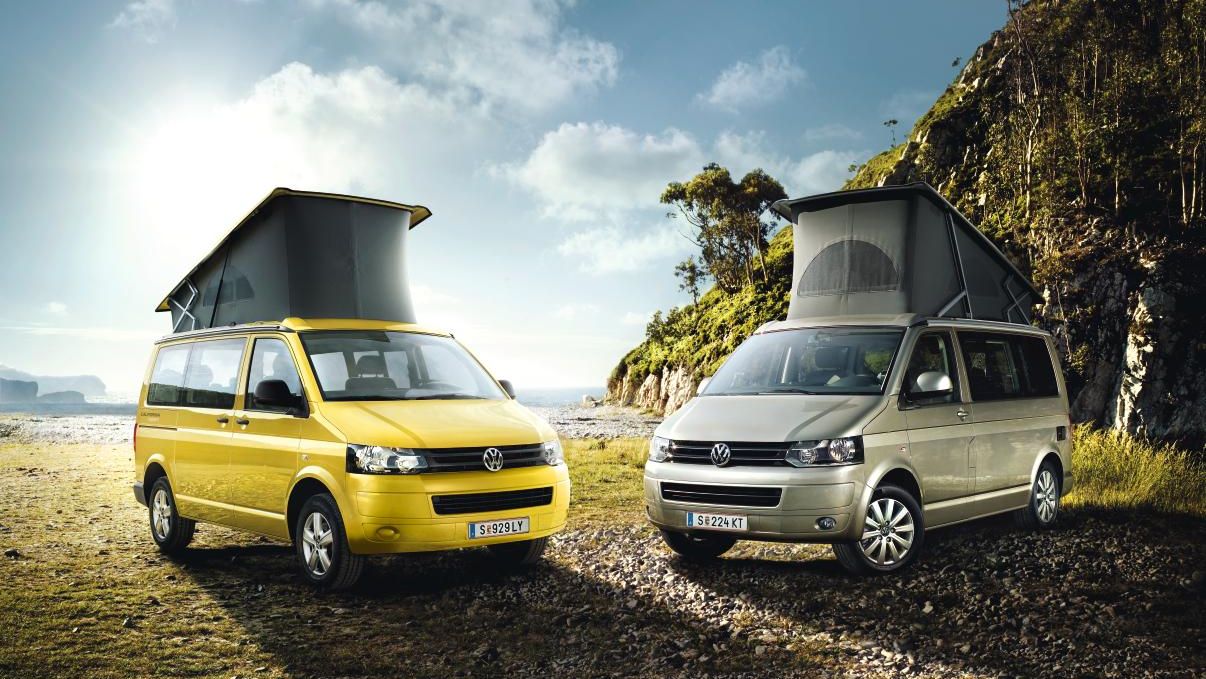 California-t5-volkswagen-сгъваем покрив-жълт-beach-ocean-coast-vw