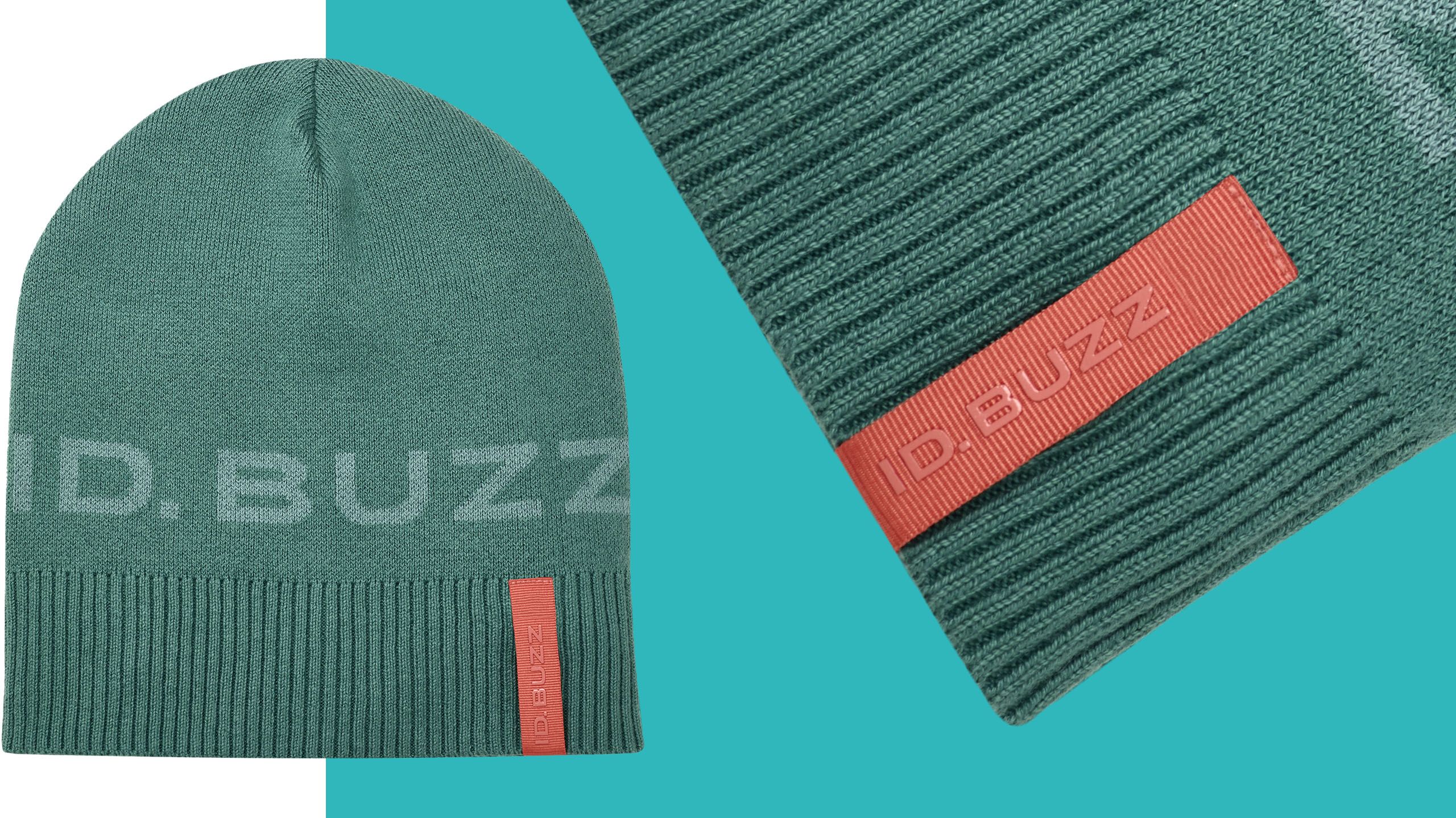 Тъмно зелена шапка от серията ID. Buzz