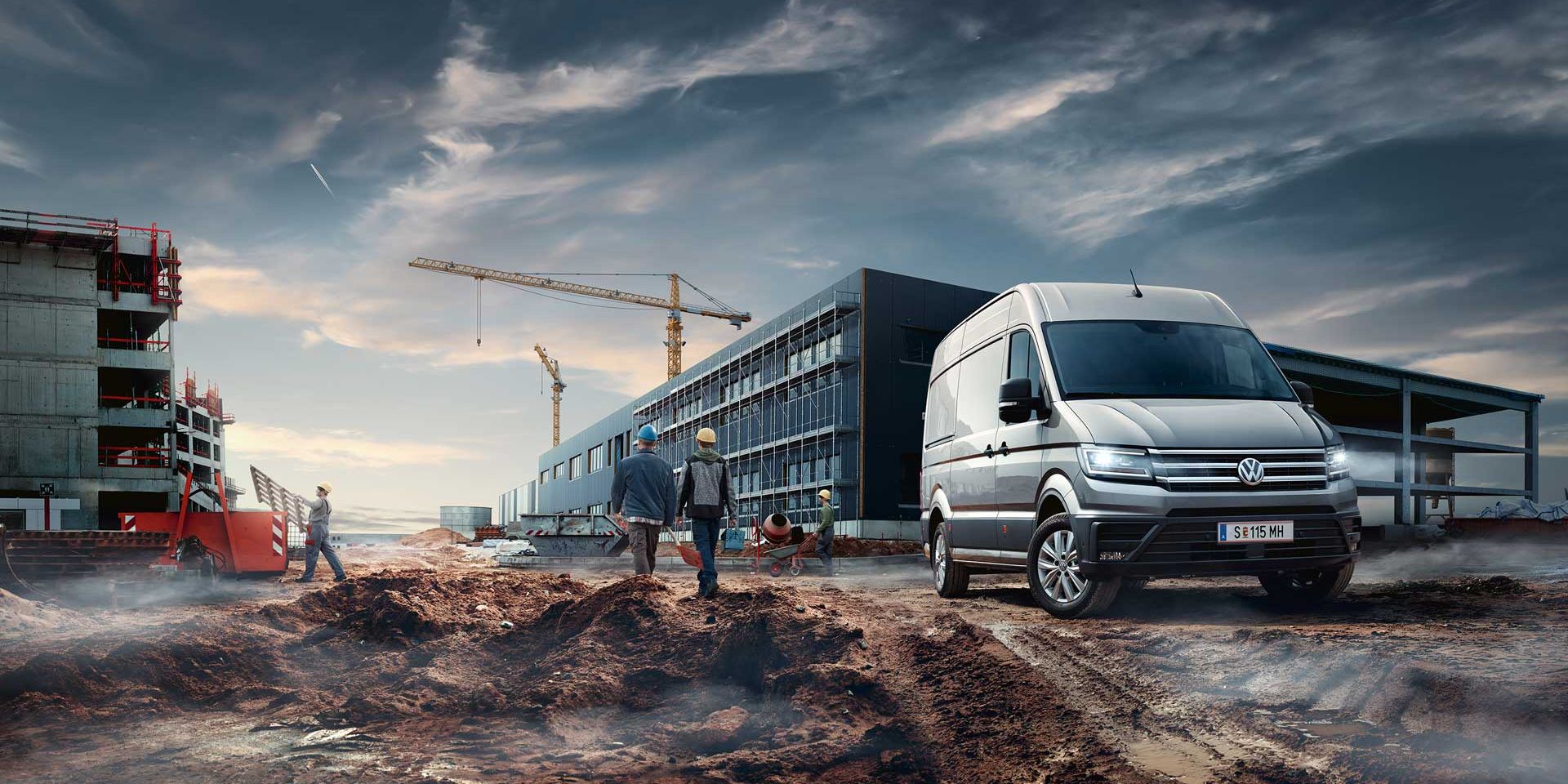 VW Crafter Kastenwagen auf Baustelle