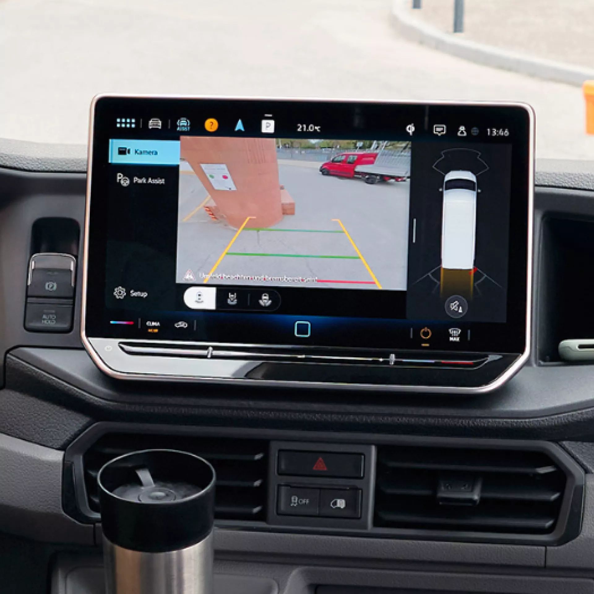 Паркинг асистент с камера за заден ход във Volkswagen Crafter