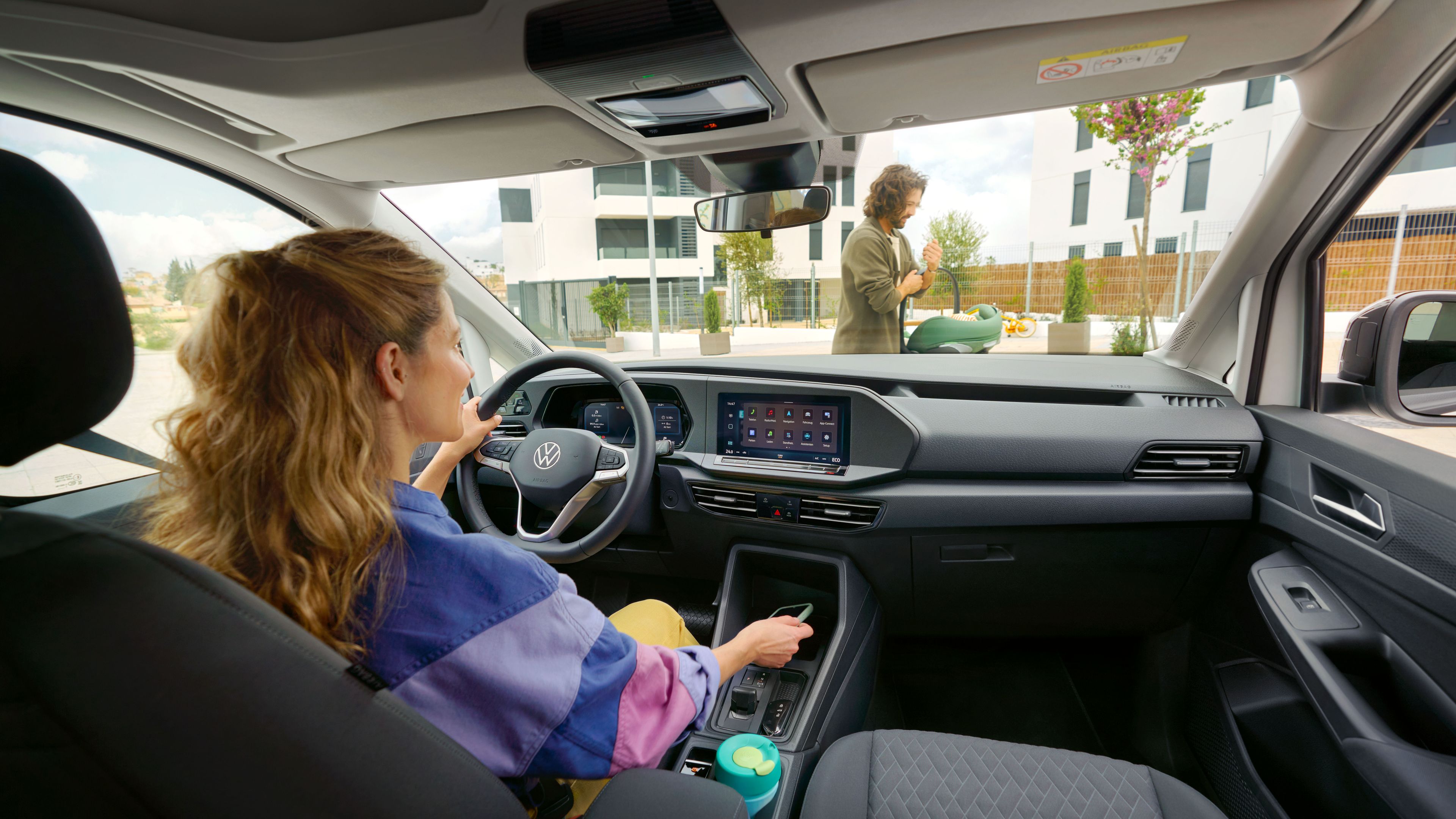 Caddy eHybrid Cockpit