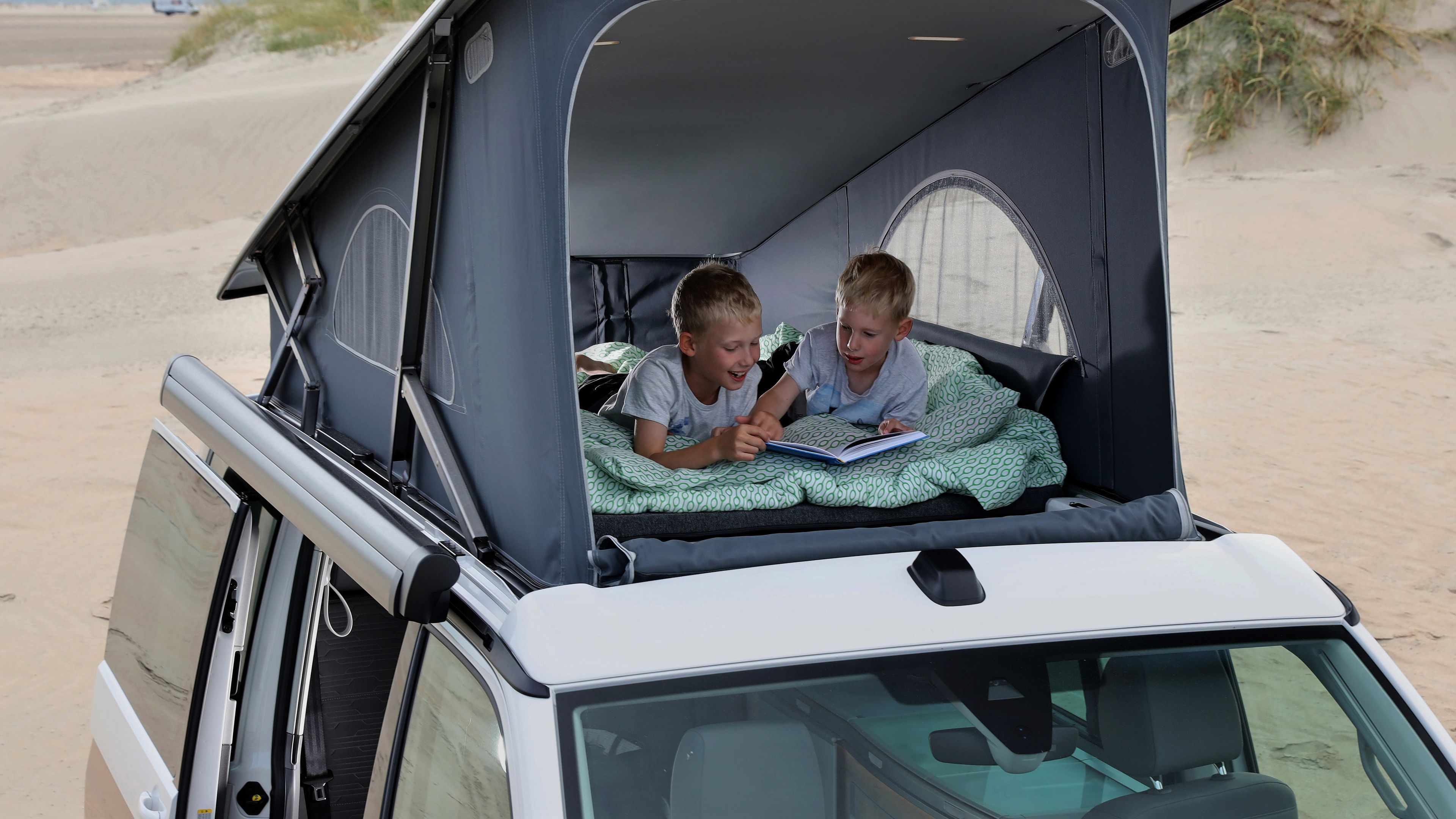 VW T6.1 California Изскачащ покрив Деца Легло
