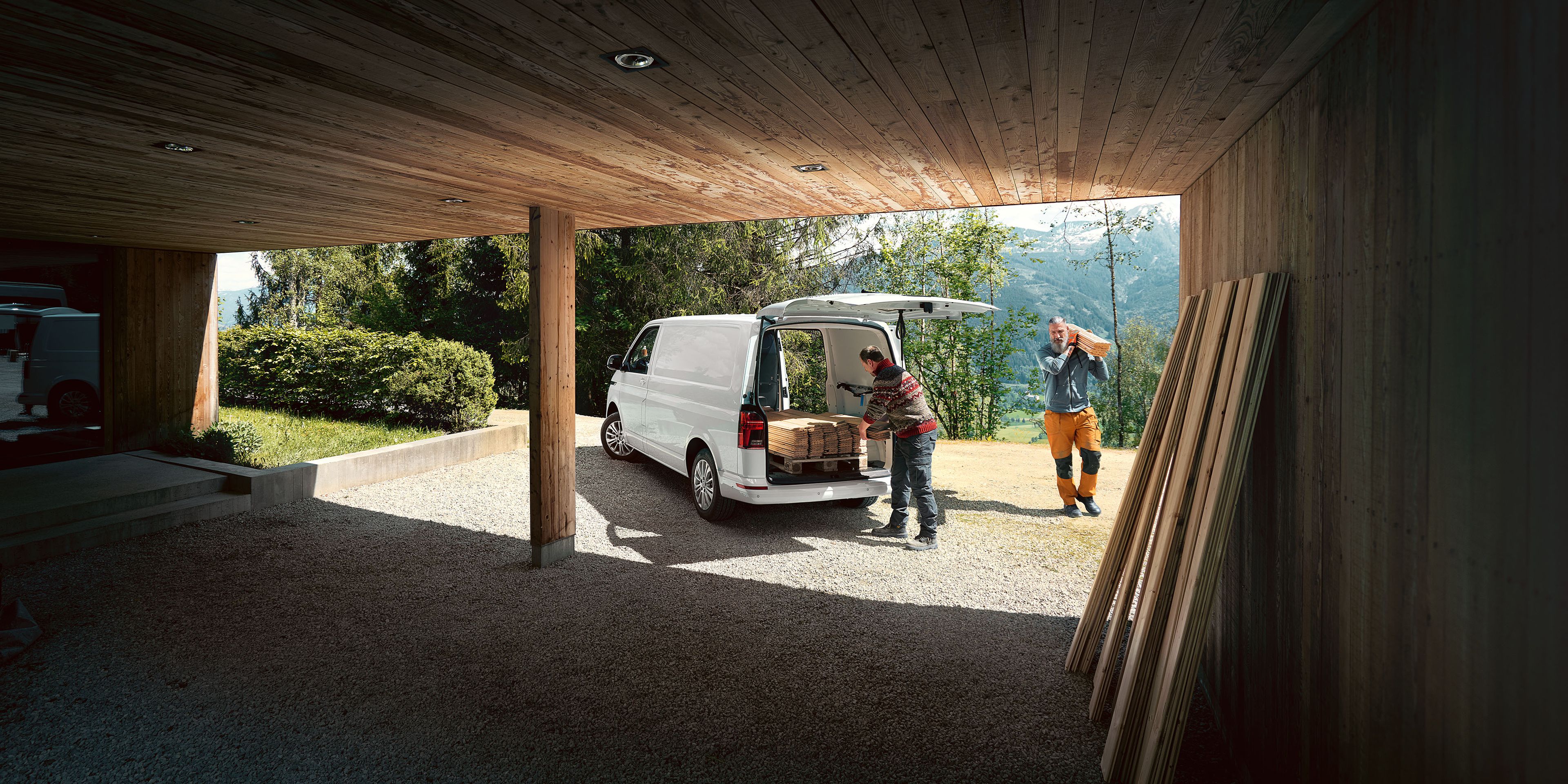 VW Transporter 6.1 предна радиаторна решетка