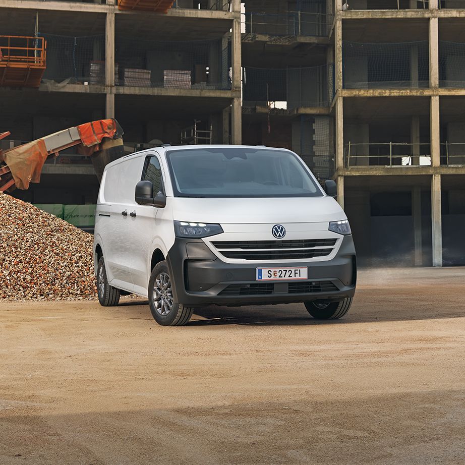 Новият Volkswagen Transporter на строителен обект – създаден за тежки условия и големи товари